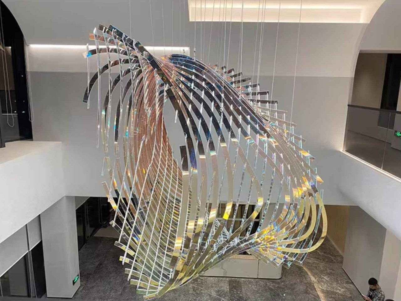 Roll &amp; Hillin valaisinliike New Yorkissa